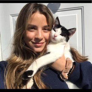 Meet your Posher, Sabrina